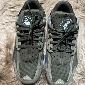 Nike Olive Green Huarache Sneakers